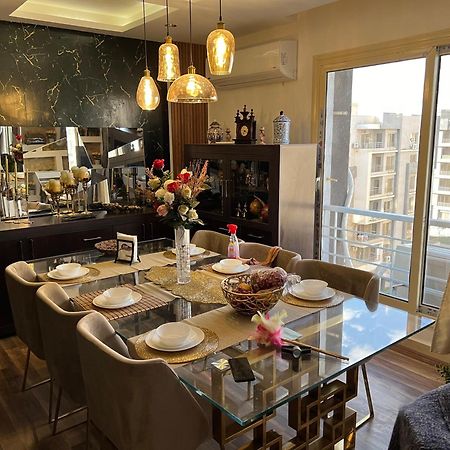 Appartement شقه مفروشه فاخره بالقاهره الجديده à New Cairo Extérieur photo