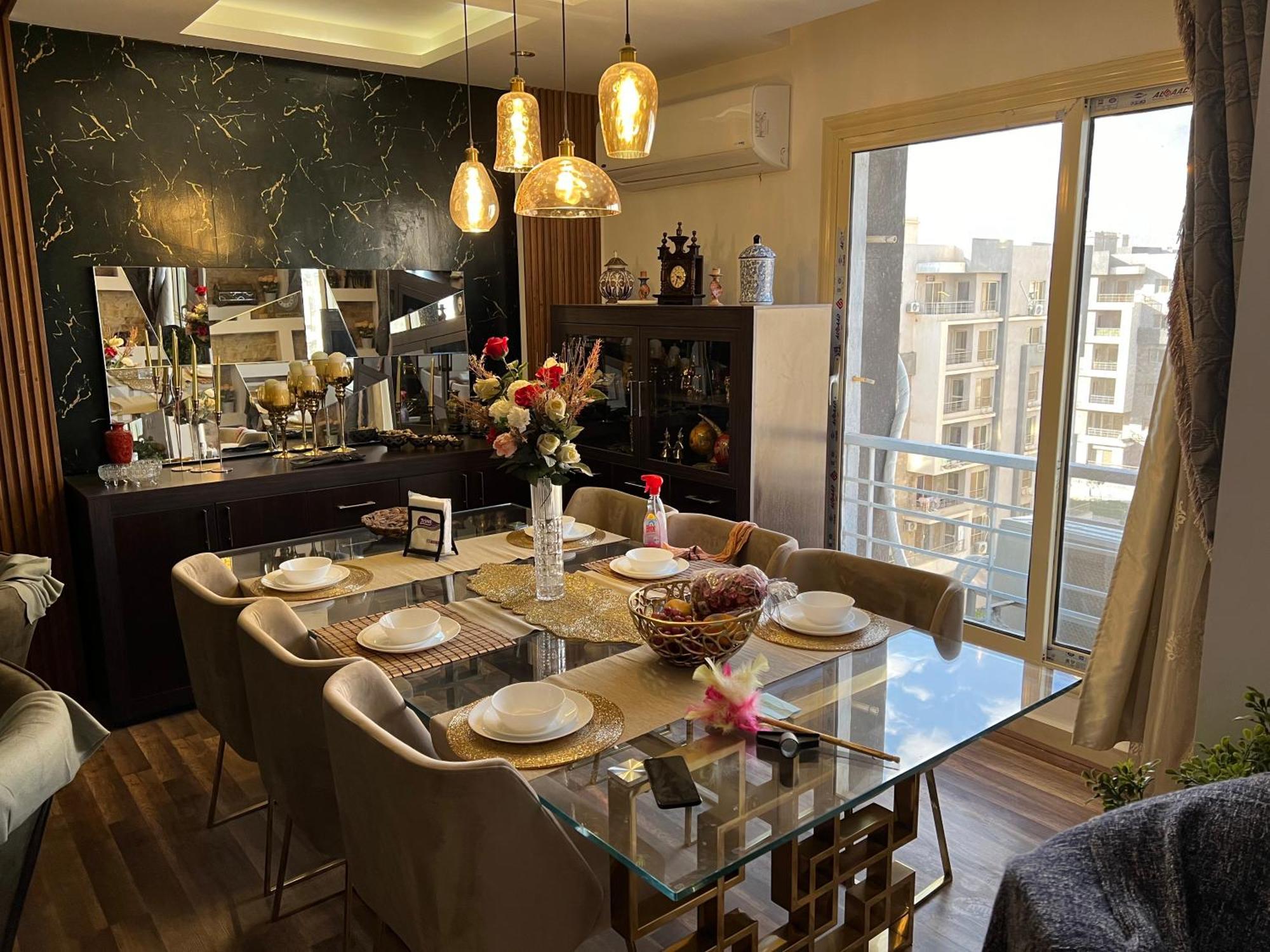 Appartement شقه مفروشه فاخره بالقاهره الجديده à New Cairo Extérieur photo